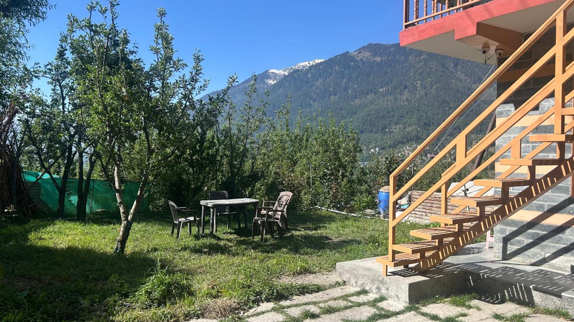 Sunface Homestay Manāli Zewnętrze zdjęcie