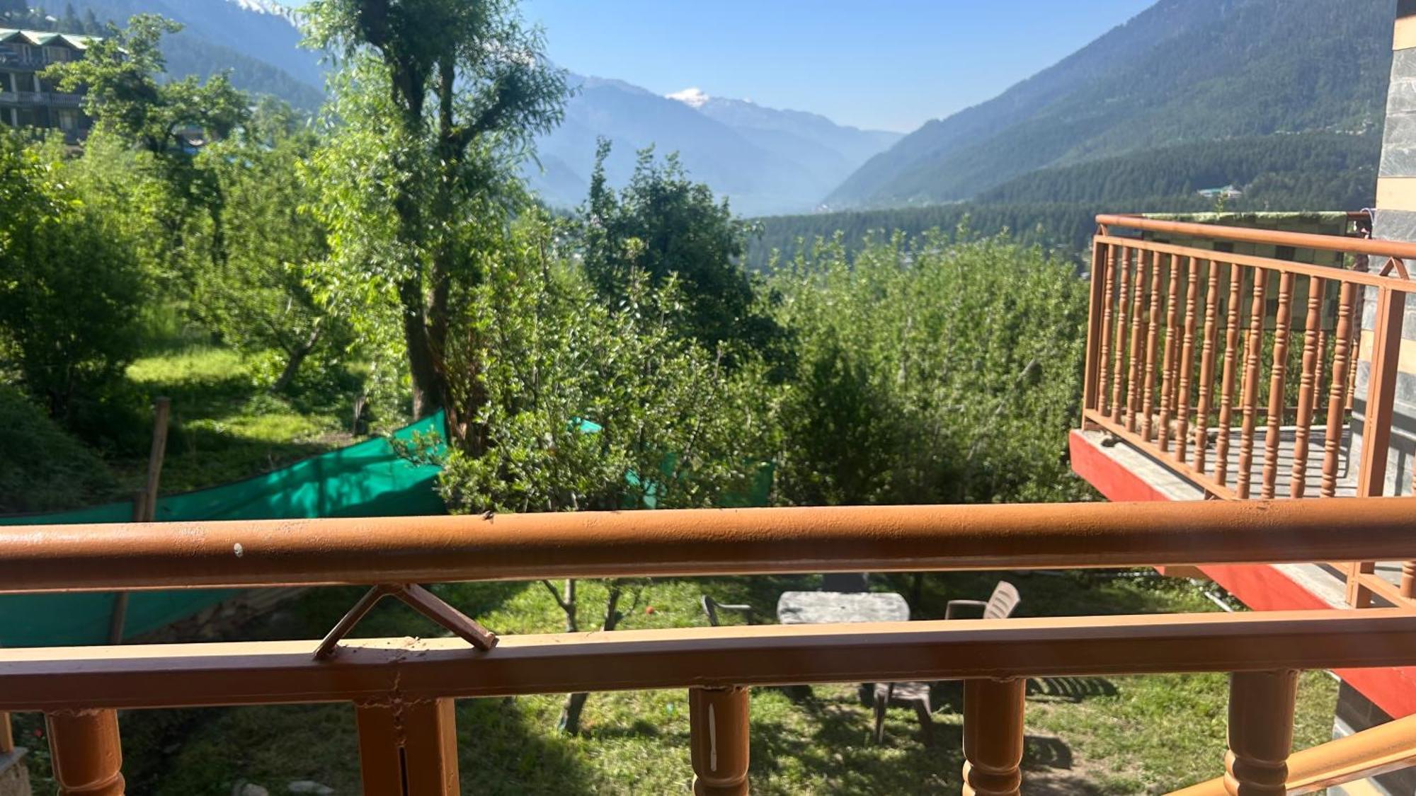 Sunface Homestay Manāli Zewnętrze zdjęcie